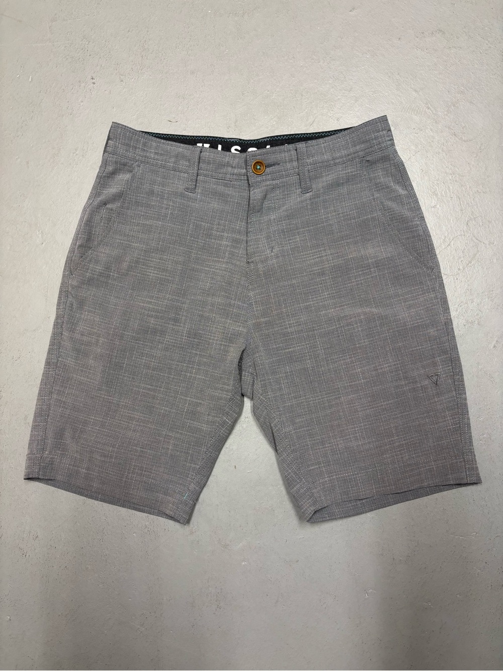 VISSLA Gray Textured Flat-Front Men's Shorts